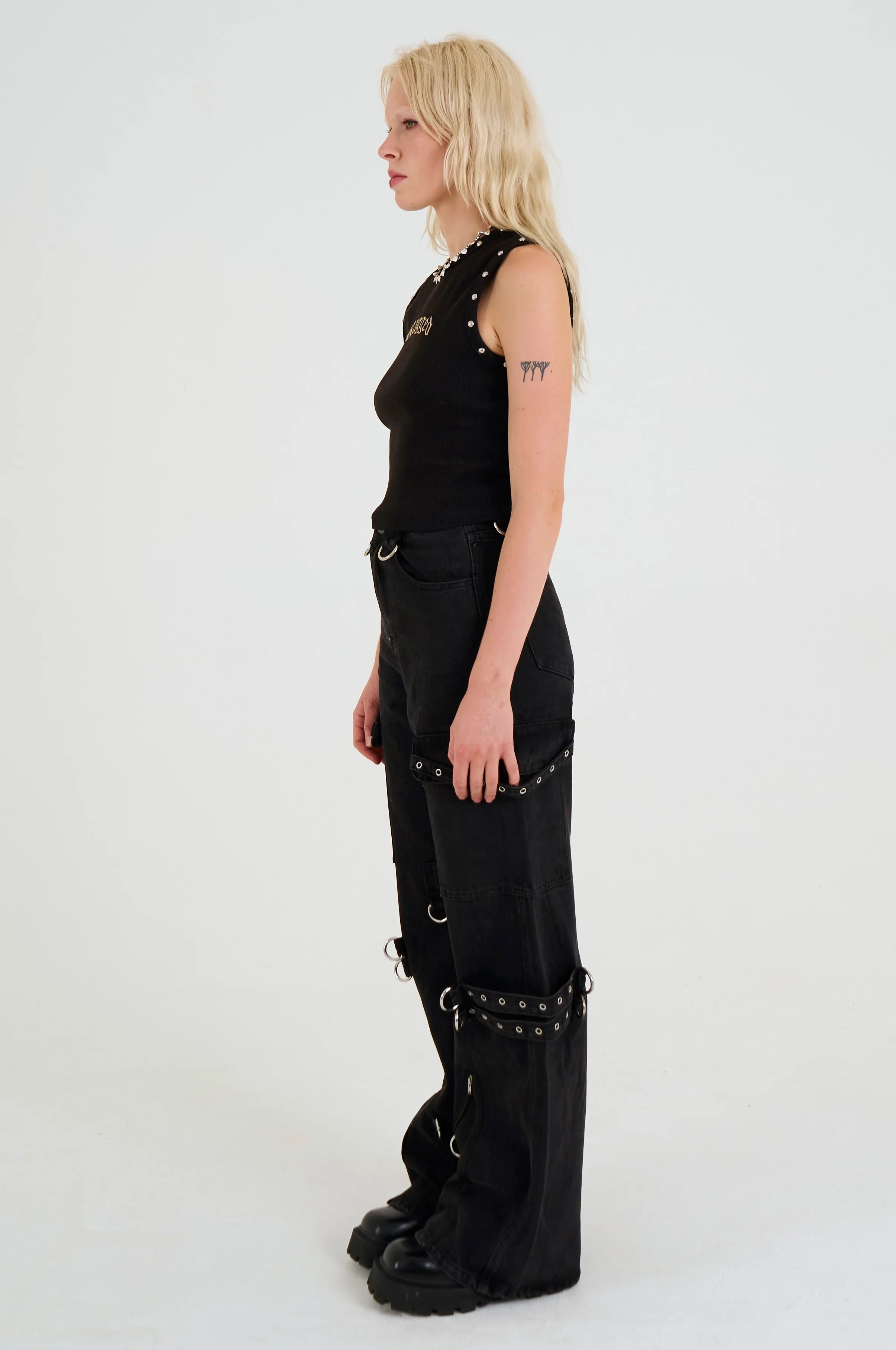 Bondage Baggy Hardware Jeans - Image 3