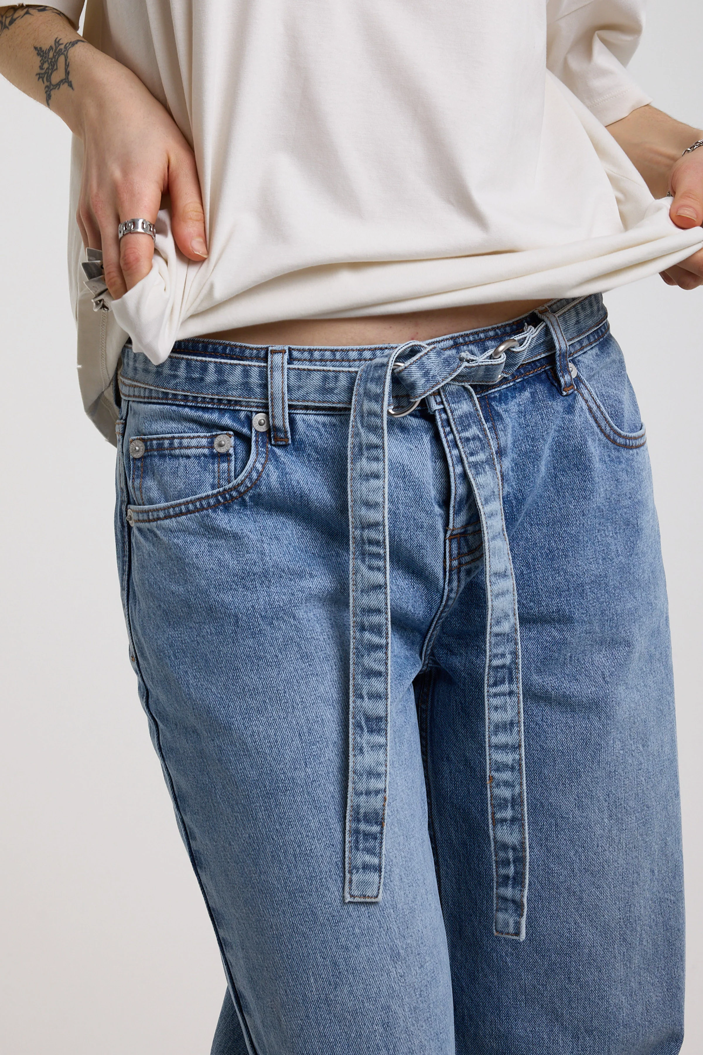 Chore Low Rise Boyfriend Jeans - Image 3