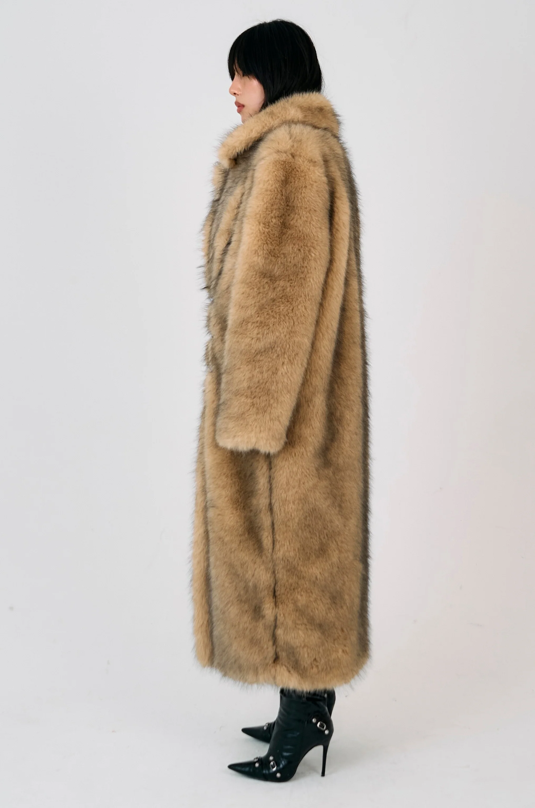 Tara Faux Fur Maxi Coat - Image 5